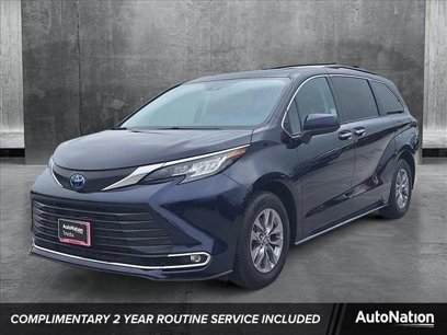 Certified 2023 Toyota Sienna XLE