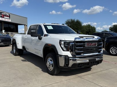 Used 2024 GMC Sierra 3500 SLE w/ SLE Convenience Package