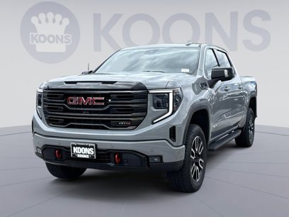 New 2025 GMC Sierra 1500 AT4 w/ AT4 Premium Package