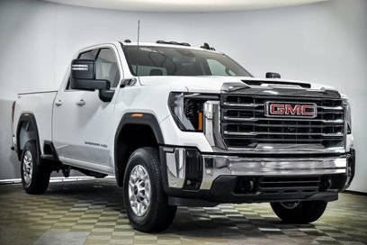 New 2025 GMC Sierra 2500 SLE