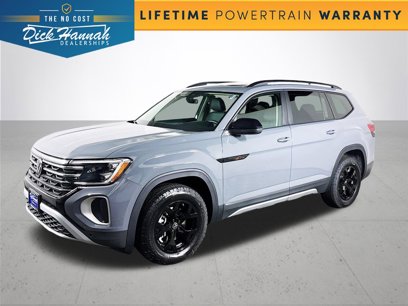 New 2025 Volkswagen Atlas Peak Edition SE