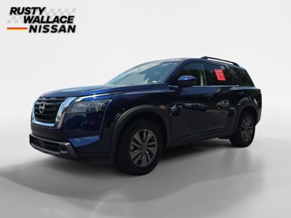 Certified 2025 Nissan Pathfinder SV