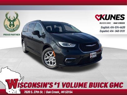 Used 2022 Chrysler Pacifica Touring-L