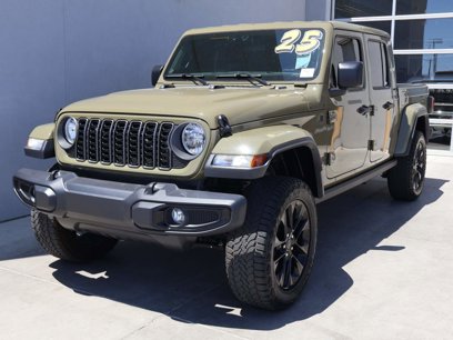 Used 2025 Jeep Gladiator Sport