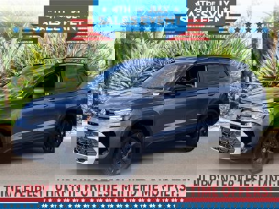 New 2025 Volkswagen Taos S