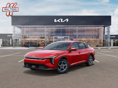 New 2025 Kia K4 LXS