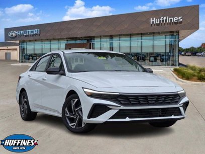 New 2025 Hyundai Elantra SEL