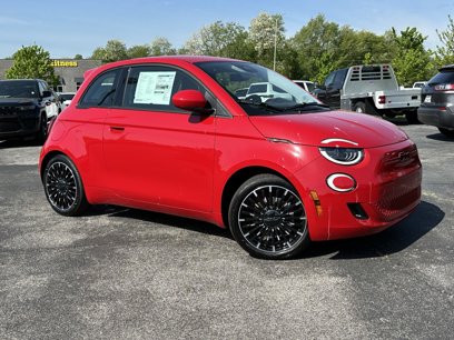 New 2024 FIAT 500 e (RED)