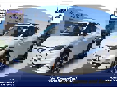 New 2025 Ford Mustang Mach-E Select w/ Comfort Package Lite