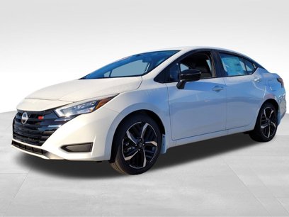 New 2025 Nissan Versa SR w/ Trunk Package