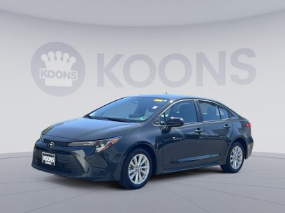 Used 2025 Toyota Corolla LE