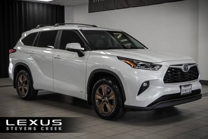 Used 2023 Toyota Highlander Bronze Edition