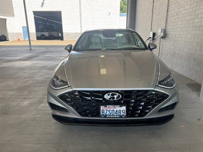 Certified 2021 Hyundai Sonata Limited w/ Preferred Accessory Package