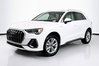 New 2025 Audi Q3 2.0T Premium