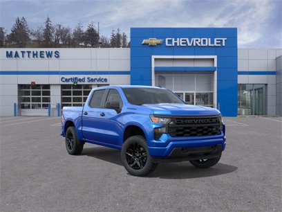 New 2025 Chevrolet Silverado 1500 Custom w/ LPO, Dark Essentials Package