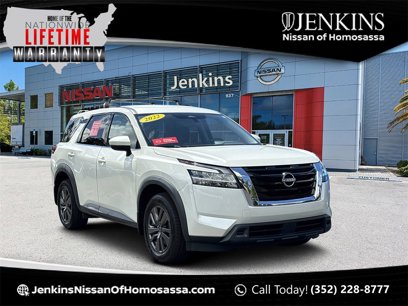 Certified 2022 Nissan Pathfinder SV