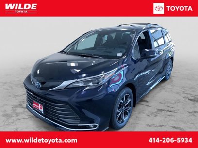New 2025 Toyota Sienna Platinum