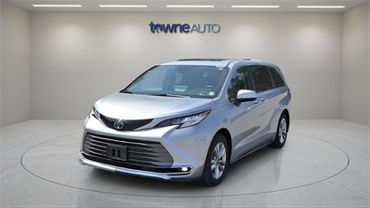 Used 2021 Toyota Sienna Limited