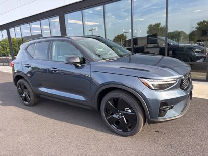New 2026 Volvo XC40 B5 Ultra