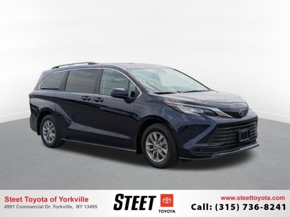 Used 2022 Toyota Sienna LE