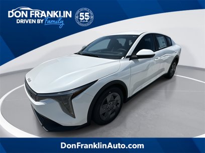New 2025 Kia K4 LX
