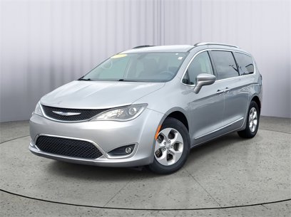 Used 2017 Chrysler Pacifica Touring-L Plus
