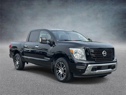 Used 2021 Nissan Titan SV w/ SV Convenience Package