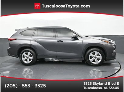 Used 2022 Toyota Highlander LE