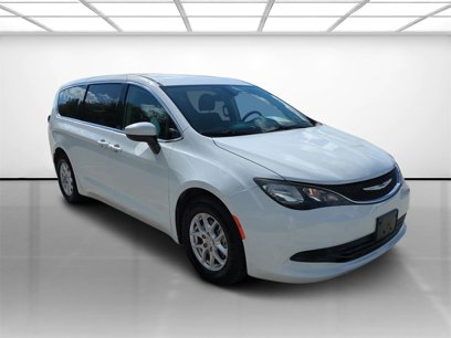 Certified 2019 Chrysler Pacifica Touring w/ Cold Weather Group