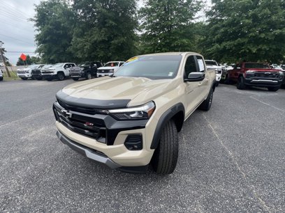 Certified 2024 Chevrolet Colorado Z71 w/ Z71 Convenience Package 2