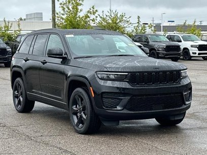 New 2025 Jeep Grand Cherokee Laredo