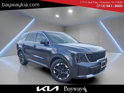 Certified 2025 Kia Sorento S w/ Panoramic Sunroof Package