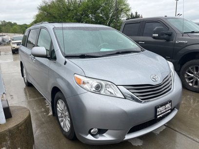Used 2014 Toyota Sienna XLE
