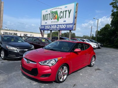 Used 2013 Hyundai Veloster w/ Style Pkg