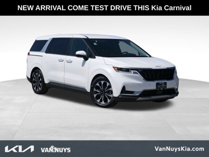 Used 2023 Kia Carnival EX