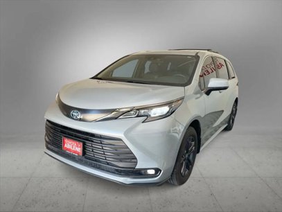 Certified 2024 Toyota Sienna XLE Woodland Edition
