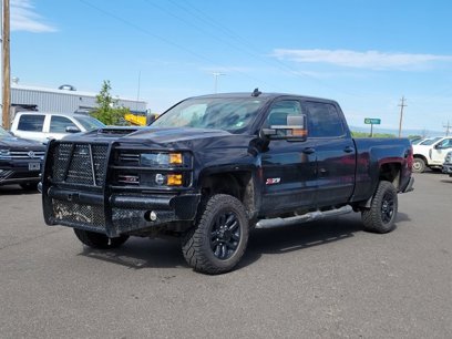 Used 2018 Chevrolet Silverado 2500 LT w/ Midnight Edition