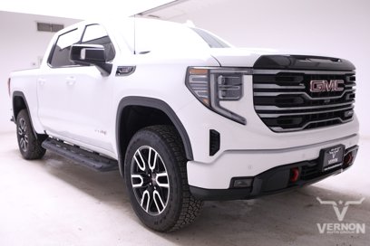 New 2025 GMC Sierra 1500 AT4 w/ AT4 Premium Package