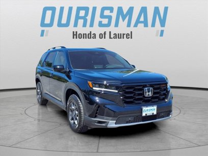 New 2025 Honda Pilot TrailSport