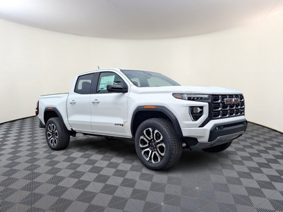 New 2025 GMC Canyon AT4 w/ Nightfall Edition