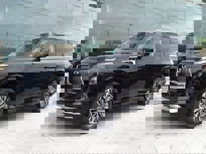 New 2025 INFINITI QX80 Luxe