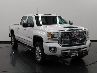 Used 2019 GMC Sierra 2500 Denali w/ Duramax Plus Package