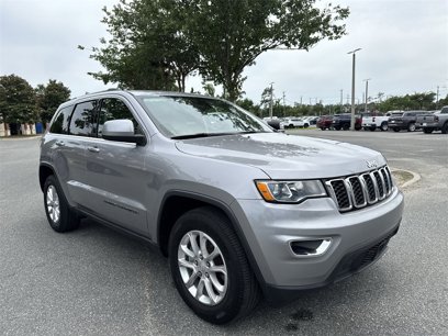 Used 2021 Jeep Grand Cherokee Laredo