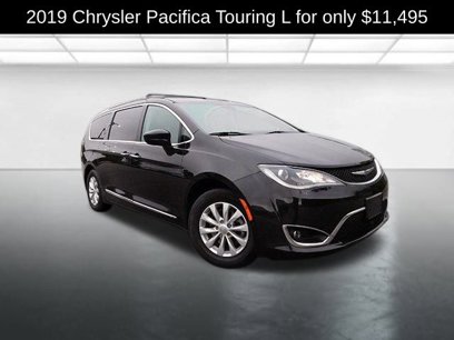 Used 2019 Chrysler Pacifica Touring-L