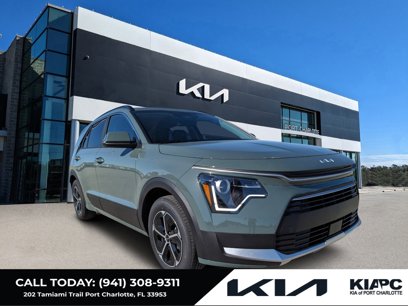New 2025 Kia Niro EX