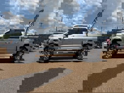 New 2025 Ford F150 Lariat