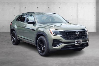 New 2025 Volkswagen Atlas Cross Sport SEL R-Line