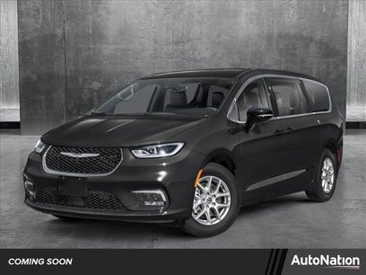 New 2026 Chrysler Pacifica Select