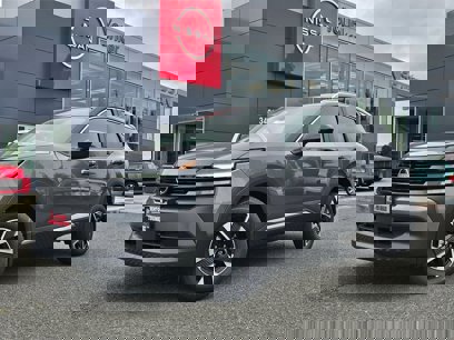 New 2025 Nissan Kicks SV