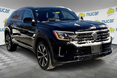 New 2025 Volkswagen Atlas Cross Sport SEL Premium R-Line